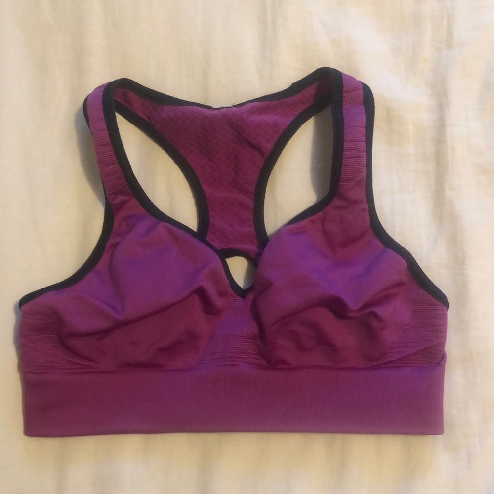 Lululemon bra size 2
